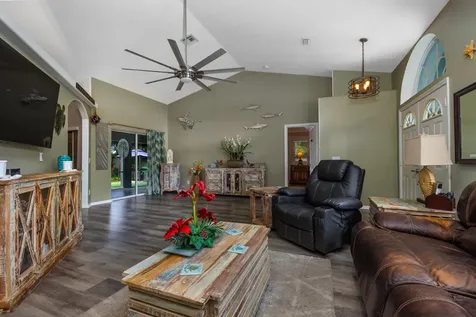 8173 SE Carlton Street Hobe Sound FL 33455