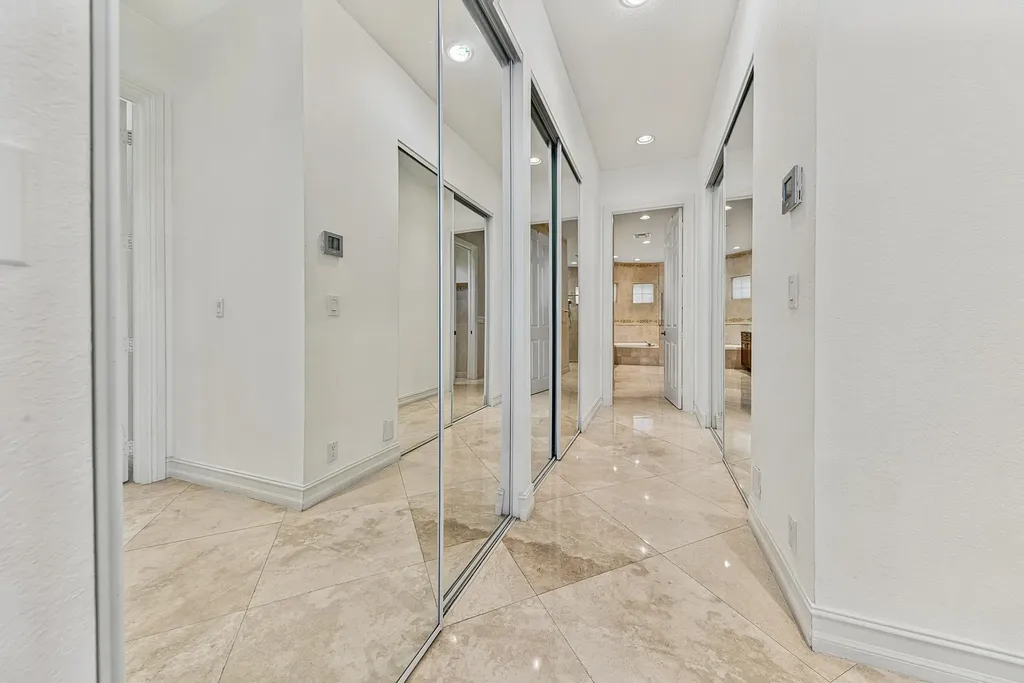 7233 NW 123rd Avenue Parkland FL 33076