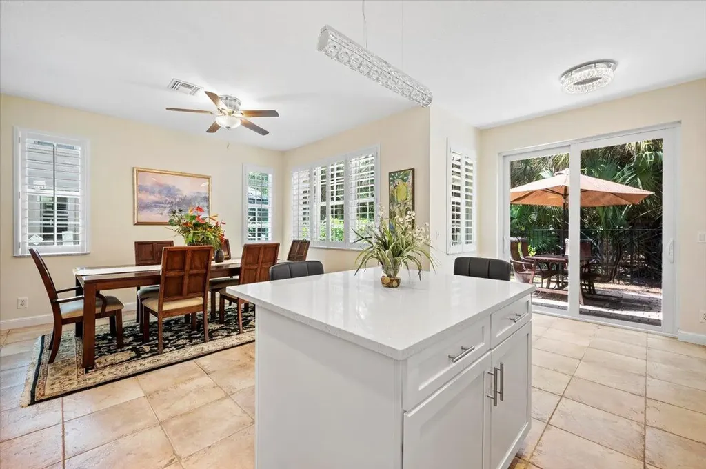 513 Tomahawk Court Palm Beach Gardens FL 33410