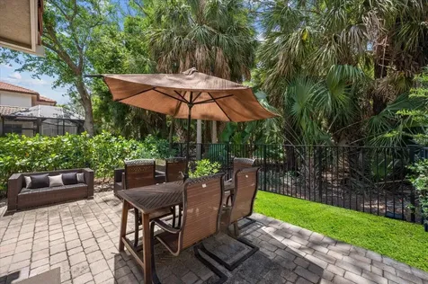 513 Tomahawk Court Palm Beach Gardens FL 33410