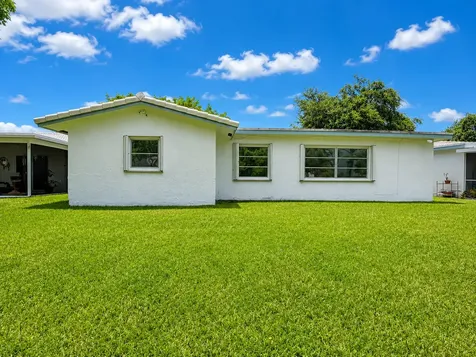 1266 NW 82nd Avenue Plantation FL 33322