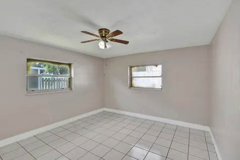 7010-7012 NW 78th Avenue Tamarac FL 33321
