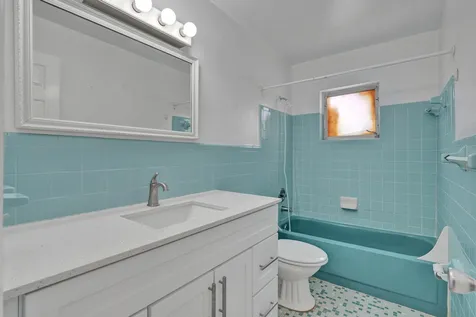7010-7012 NW 78th Avenue Tamarac FL 33321