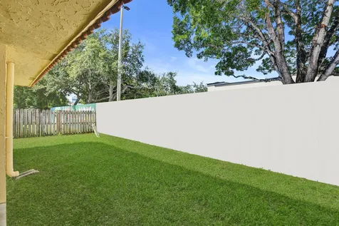 7010-7012 NW 78th Avenue Tamarac FL 33321