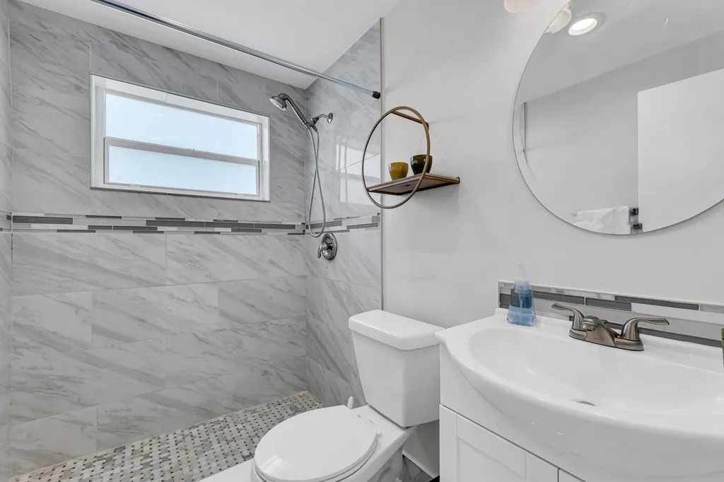 441 SE 1st Avenue Pompano Beach FL 33060