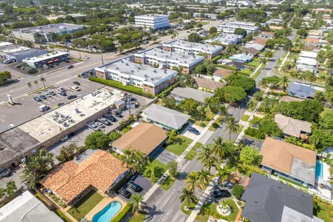 441 SE 1st Avenue Pompano Beach FL 33060