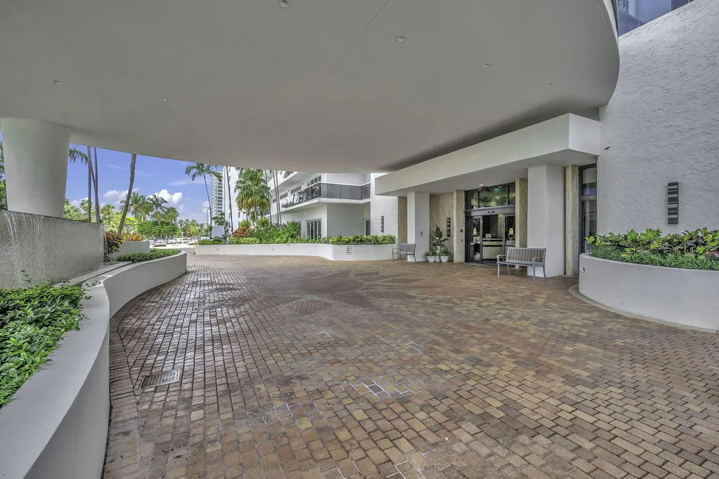 3500 Galt Ocean Drive Fort Lauderdale FL 33308