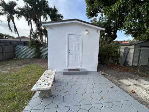 5757 SW 3rd Street Miami FL 33144