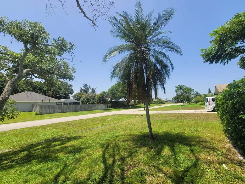 715 SE Forgal Street Port St Lucie FL 34983