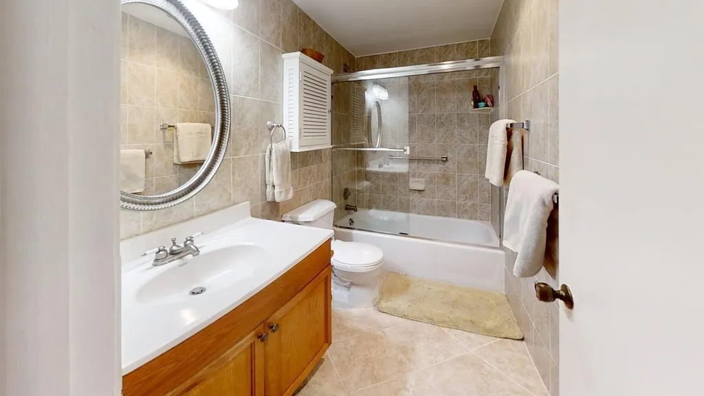 250 NE 20th Street Boca Raton FL 33431