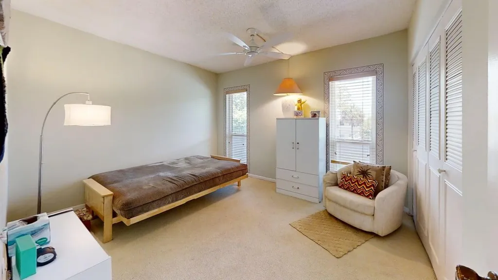 250 NE 20th Street Boca Raton FL 33431
