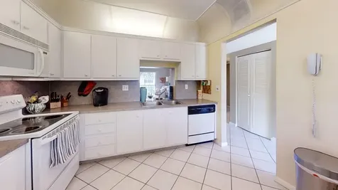 250 NE 20th Street Boca Raton FL 33431
