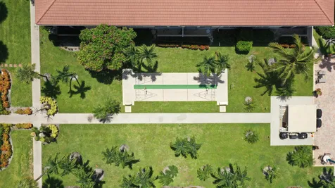 250 NE 20th Street Boca Raton FL 33431