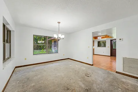 13500 NW 2nd Avenue Okeechobee FL 34972