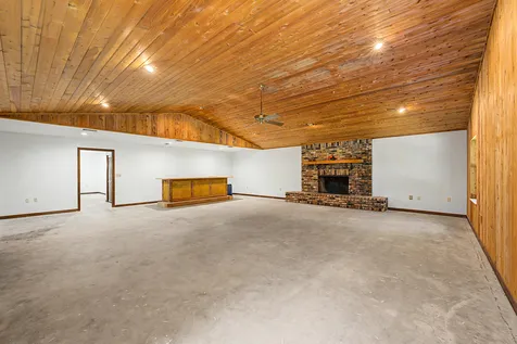 13500 NW 2nd Avenue Okeechobee FL 34972