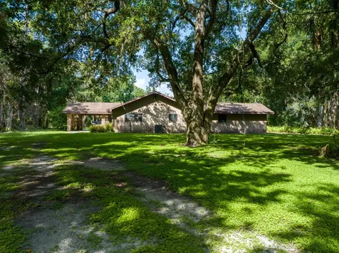 13500 NW 2nd Avenue Okeechobee FL 34972