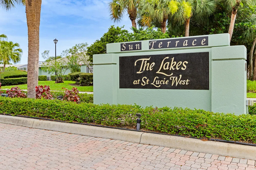 1220 NW Sun Terrace Circle Port St Lucie FL 34986