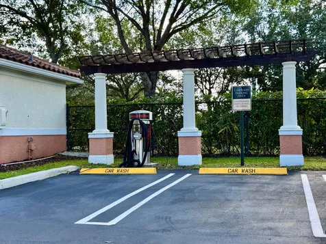 9857 Baywinds West Palm Beach FL 33411