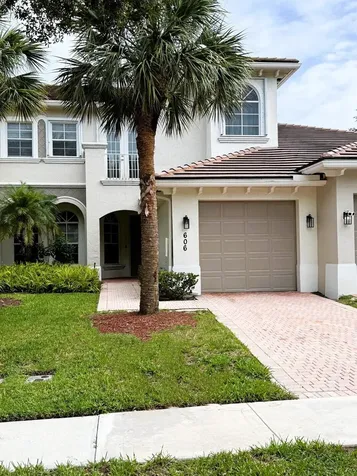 6379 Bella Circle W Boynton Beach FL 33437