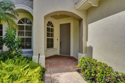 6379 Bella Circle W Boynton Beach FL 33437