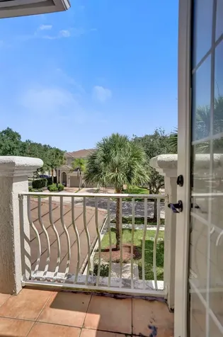 6379 Bella Circle W Boynton Beach FL 33437