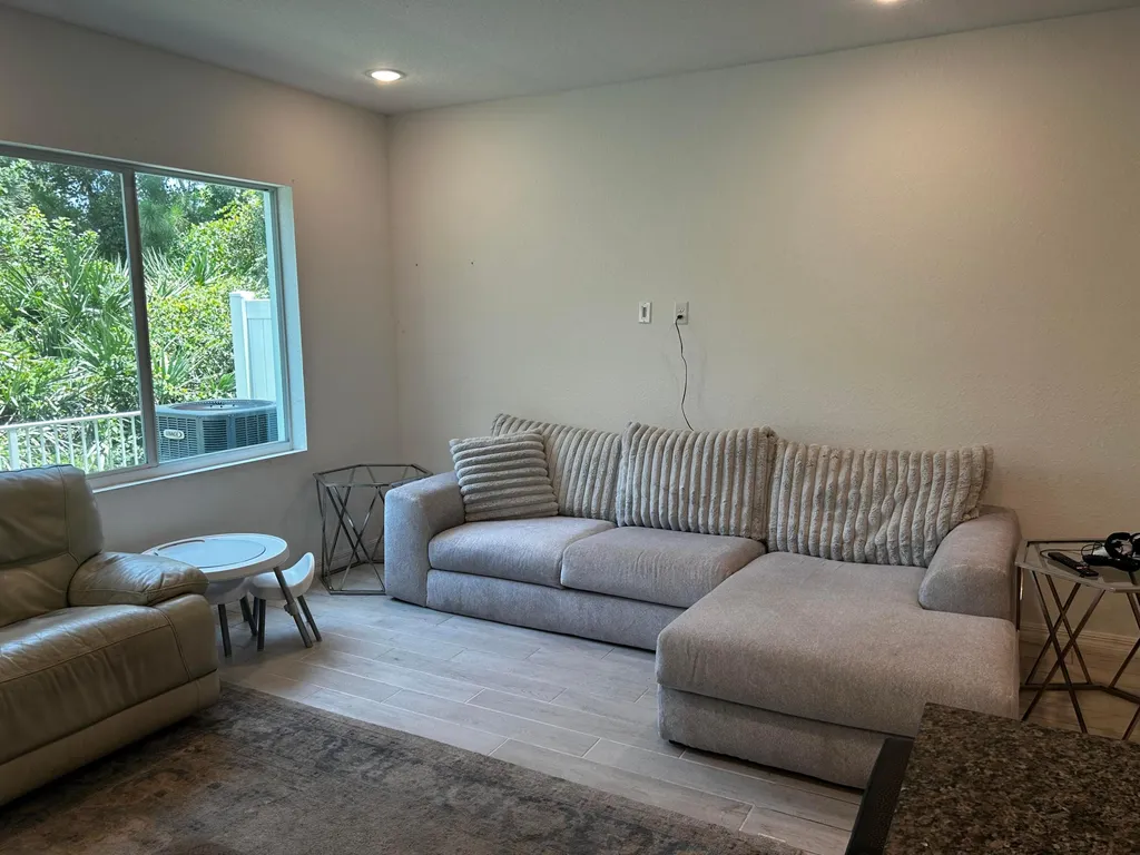 791 NE Trailside Run Port St Lucie FL 34983