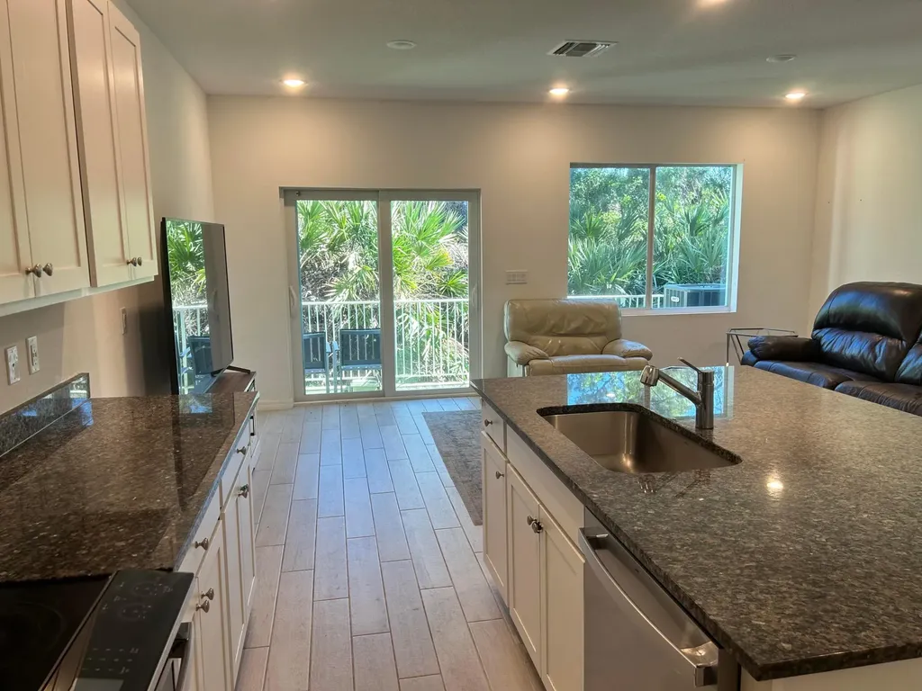 791 NE Trailside Run Port St Lucie FL 34983
