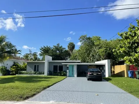 1560 NE 32nd Street Oakland Park FL 33334