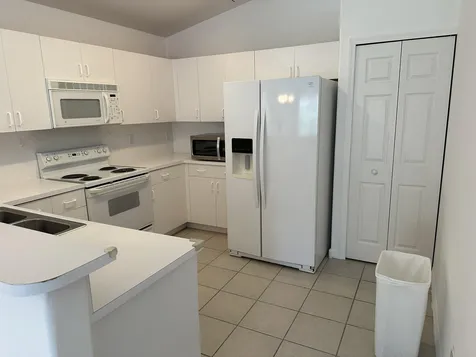 16323 SW 6th Street Pembroke Pines FL 33027