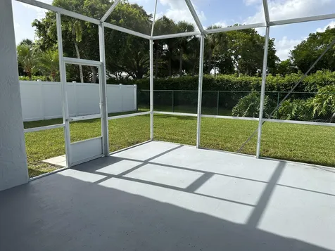 16323 SW 6th Street Pembroke Pines FL 33027