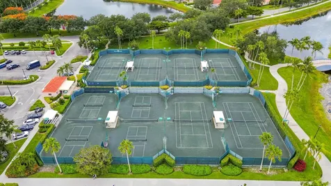7780 Pine Island Way West Palm Beach FL 33411