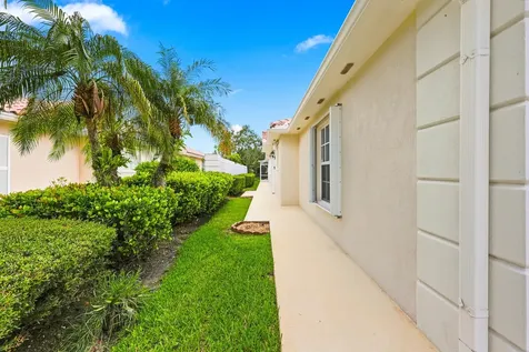 7780 Pine Island Way West Palm Beach FL 33411