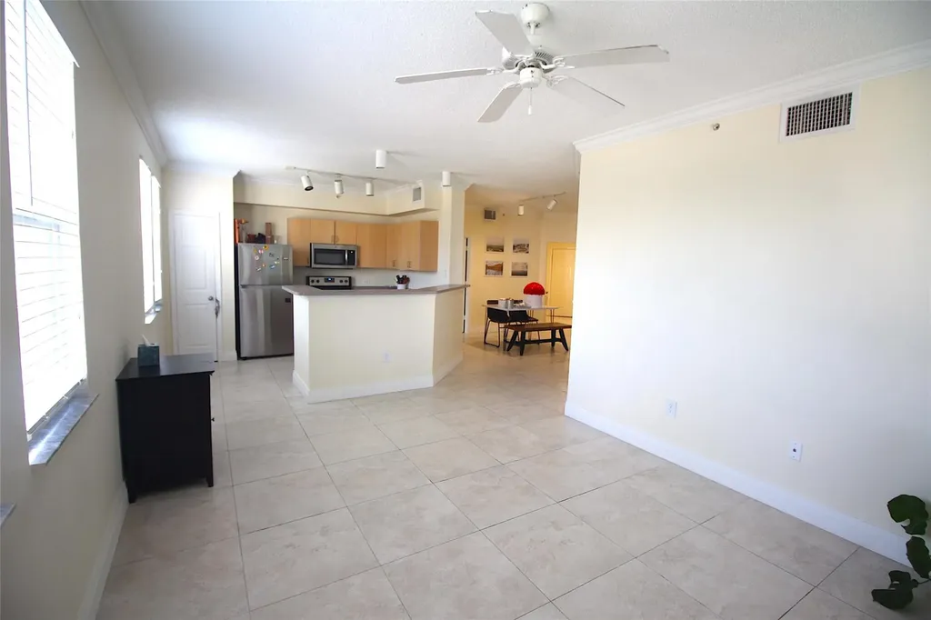 533 NE 3rd Avenue Fort Lauderdale FL 33301