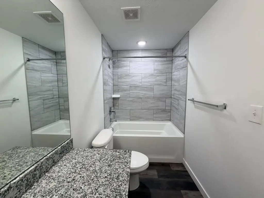 4290 Lakewood Road Lake Worth FL 33461