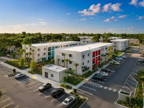 4290 Lakewood Road Lake Worth FL 33461