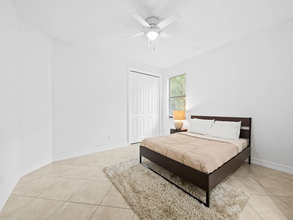 10920 Hawks Vista Street Plantation FL 33324