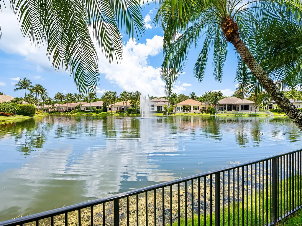 10920 Hawks Vista Street Plantation FL 33324