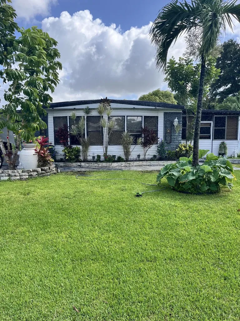4415 Round Table Court Boynton Beach FL 33436