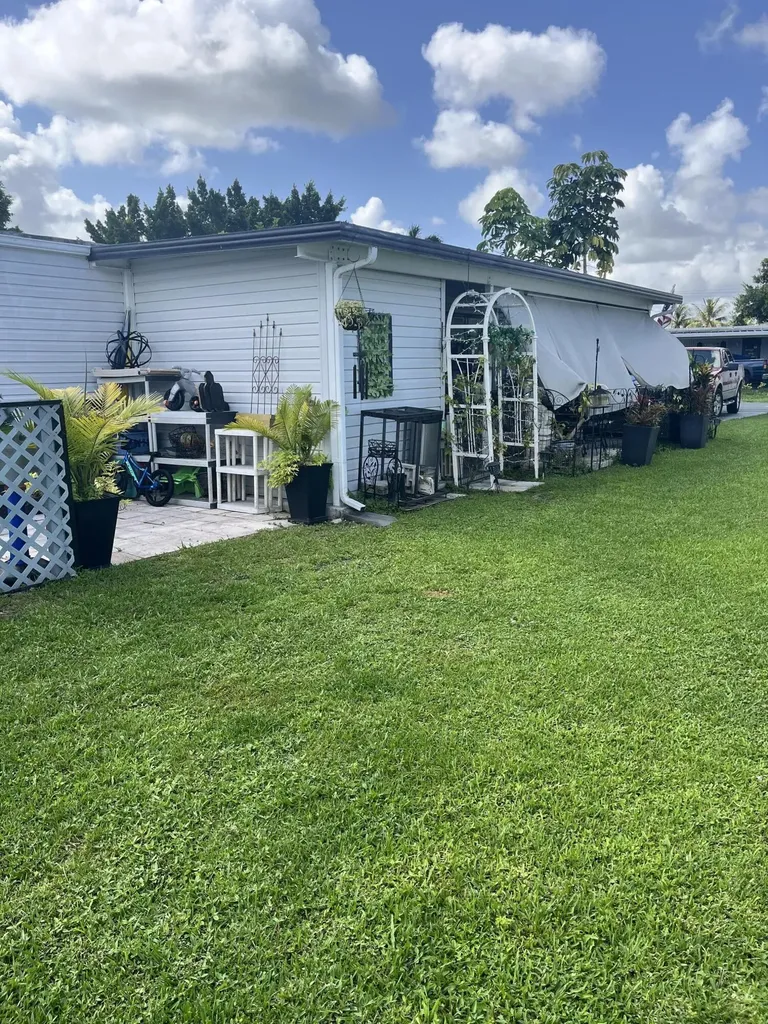 4415 Round Table Court Boynton Beach FL 33436