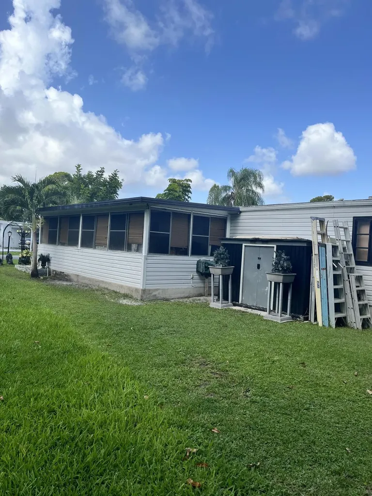 4415 Round Table Court Boynton Beach FL 33436