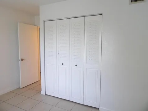728 Sunny Pine Way Greenacres FL 33415