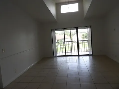 728 Sunny Pine Way Greenacres FL 33415