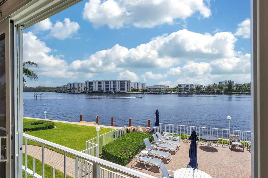 711 NE Harbour Terrace Boca Raton FL 33431