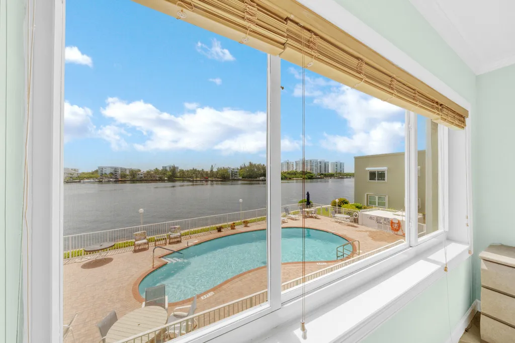 711 NE Harbour Terrace Boca Raton FL 33431