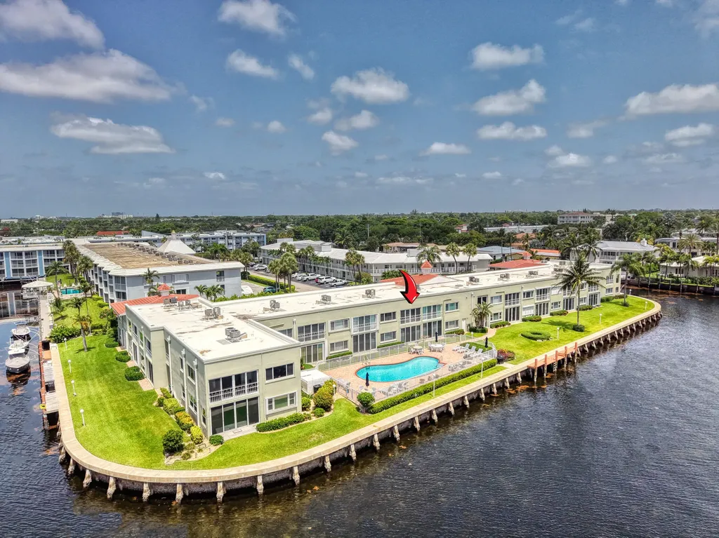 711 NE Harbour Terrace Boca Raton FL 33431