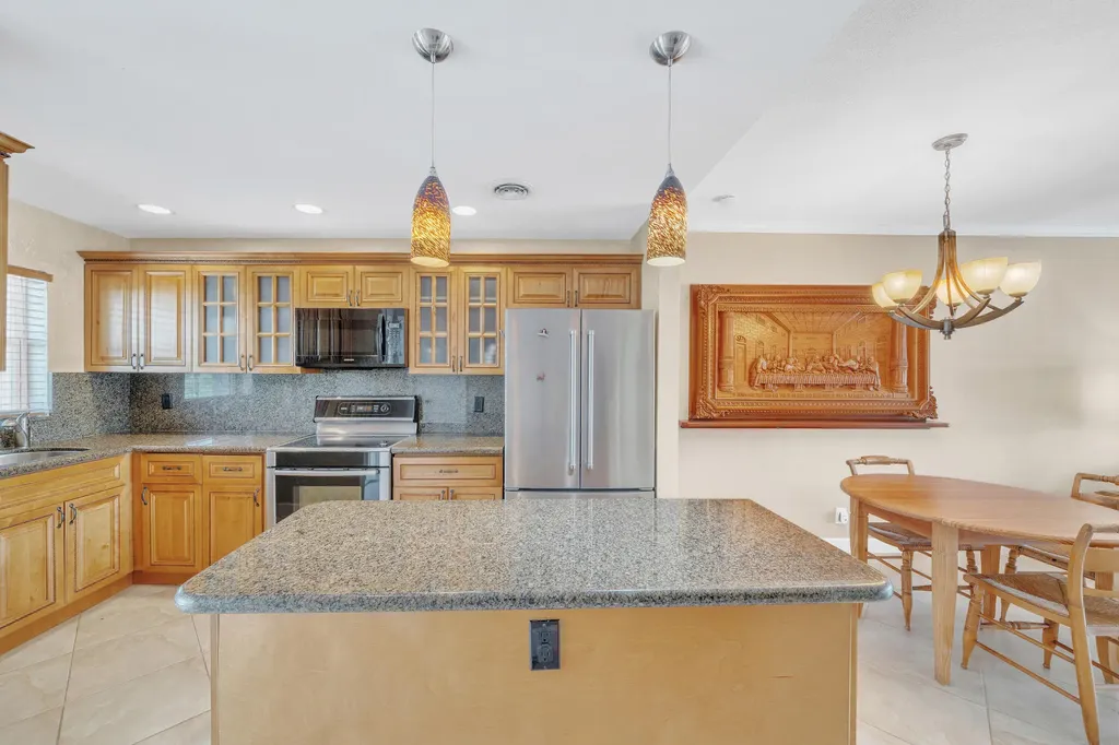 711 NE Harbour Terrace Boca Raton FL 33431