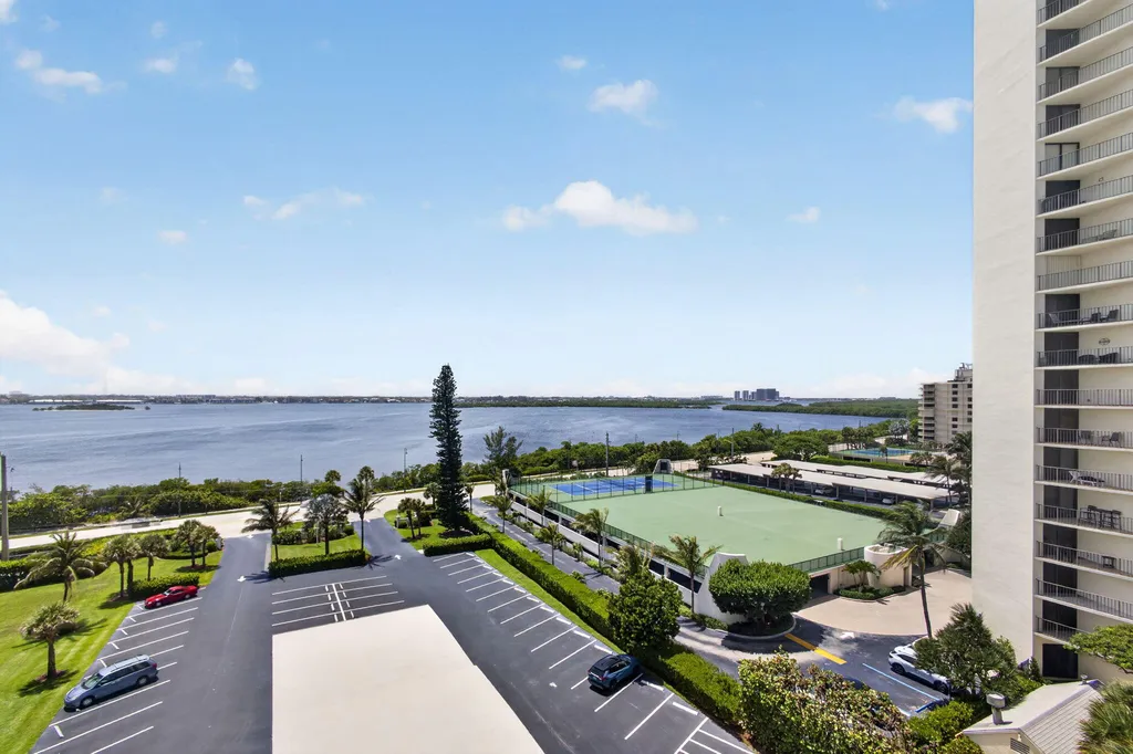 5400 N Ocean Drive SE Singer Island FL 33404