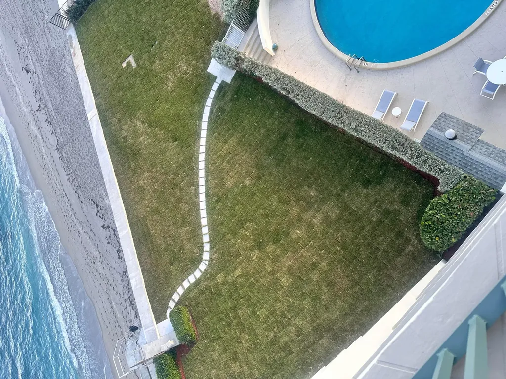5400 N Ocean Drive SE Singer Island FL 33404