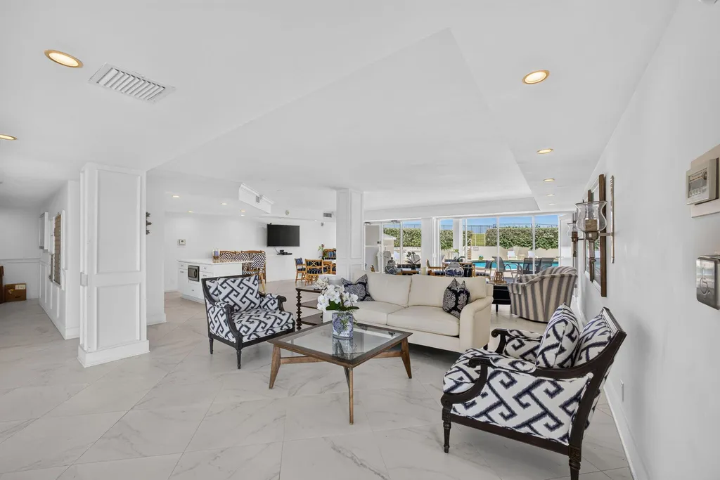 5400 N Ocean Drive SE Singer Island FL 33404