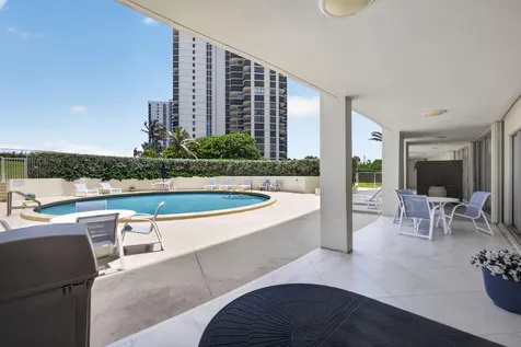 5400 N Ocean Drive SE Singer Island FL 33404